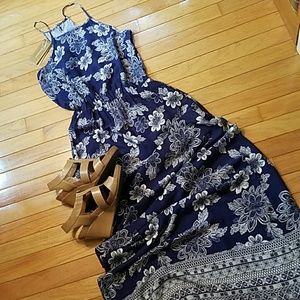 Francesca's Collections Dresses - NWT Francesca's maxi halter dress Francesca's Collections Dresses - NWT Francesca's maxi halter dress